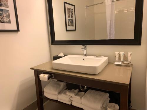 Imagen de la galería de Country Inn & Suites by Radisson, Kearney, NE, en Kearney