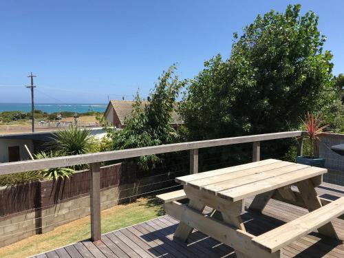Gallery image of OCEAN VIEWS in Warrnambool