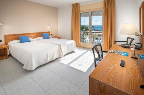 Gallery image of Hotel Sorrabona in Pineda de Mar