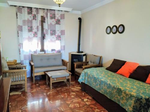 A 15 Granada, Piscina, Solarium, Futbolín, Casa Medina ...