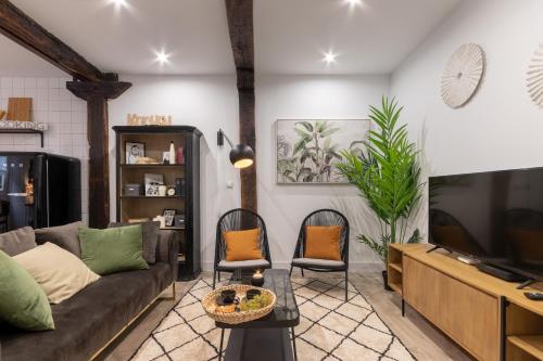 River Apartment in the heart of Bilbao EBI-01297