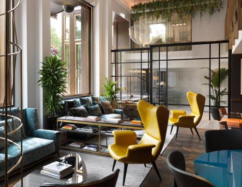The Athenaeum Hotel & Residences photo 56