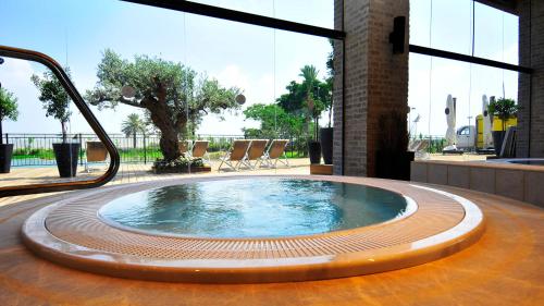 Bazén v ubytování Dream Island Spa & Health Resort nebo v jeho okolí