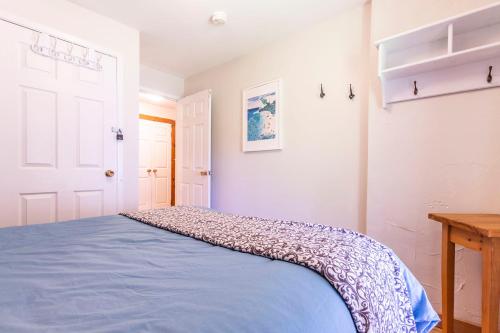 Katil atau katil-katil dalam bilik di Northview-Blue Mountain-Sauna-Firepit-Balcony-Parking