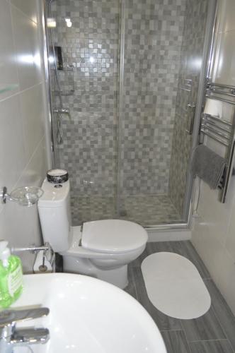 A bathroom at Apartamento Jazmín