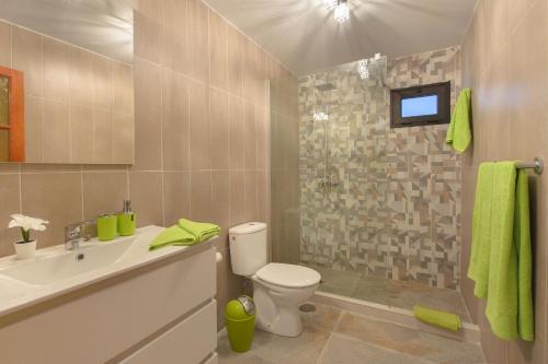 Koupelna v ubytování Villa Las Calderetas