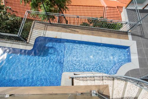 Bazén v ubytování Number 15 Ocean & City View Villas nebo v jeho okolí