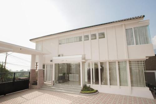 El edificio en el que está la villa