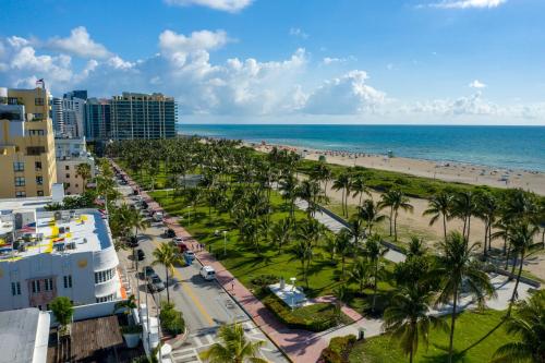 an aerial view of a beach and the ocean at Leslie Hotel Ocean Drive in Miami Beach