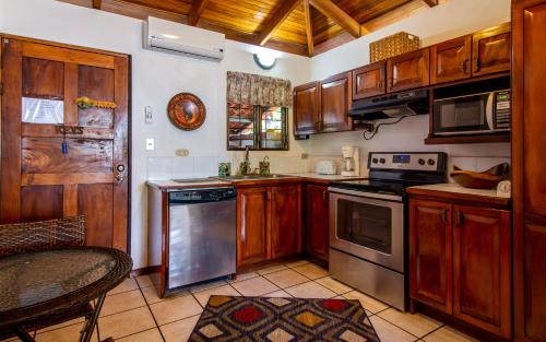 Ocotal Beach Front Villa 6 – Photos 3