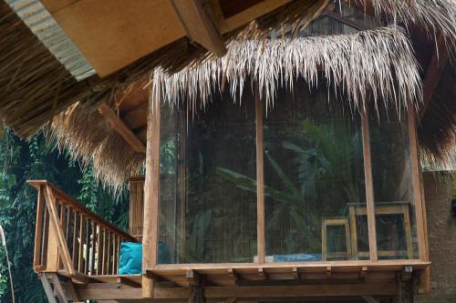 Фотография из галереи BALI BAMBOO JUNGLE HUTS AND HOSTEL в городе Tampaksiring