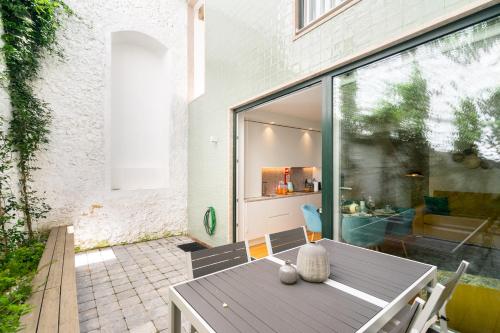 WHome | CSA18 Luxury Design Apartment
