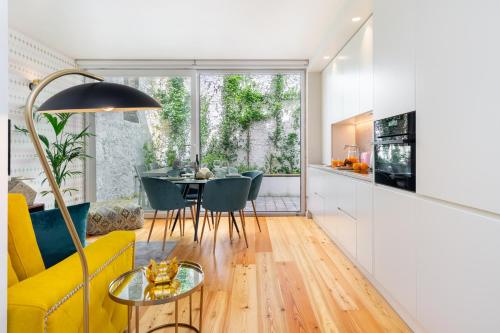 WHome | CSA18 Luxury Design Apartment