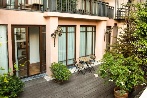 Garden Suite