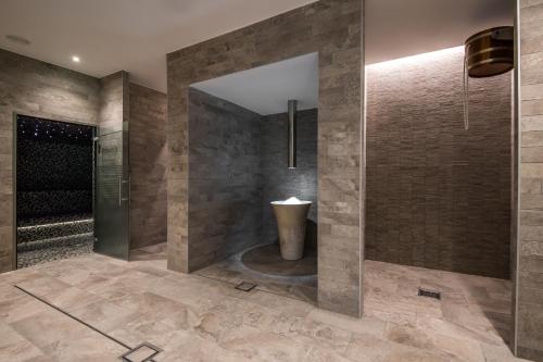 Gallery image of Ch&acirc;teau De Massillan in Uchaux