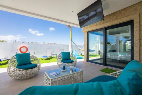 Sea Breeze Villas Lapa and Claca
