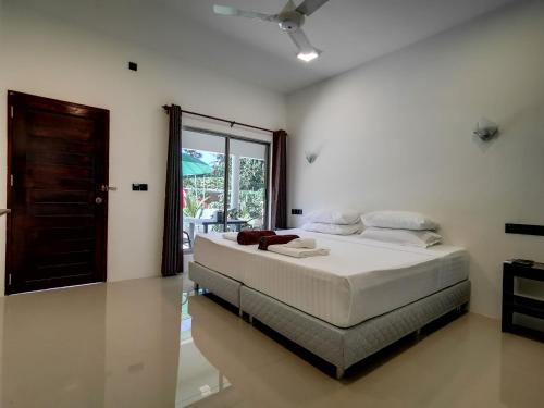 Summer Stay Thoddoo – Photos 4