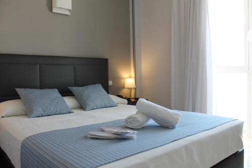 Hotel Barajas Plaza Image