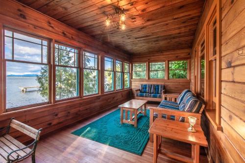 Lakeshore Paradise – Photos 2