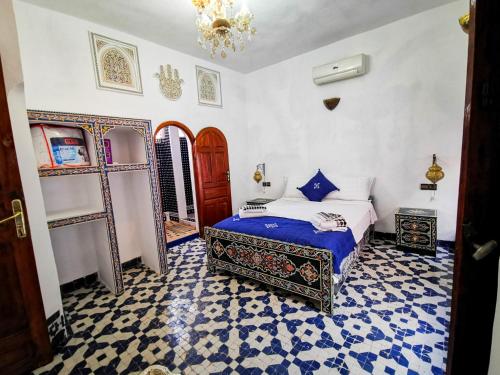 Riad Farahにあるベッド