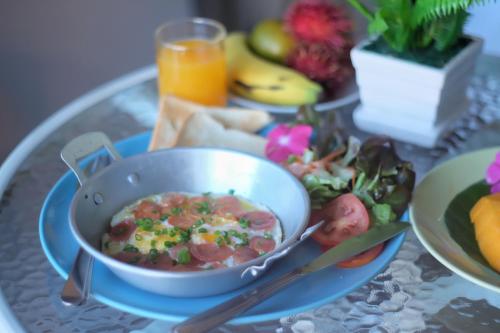 Φαγητό σε αυτός ο ξενώνας ή κάπου εκεί κοντά