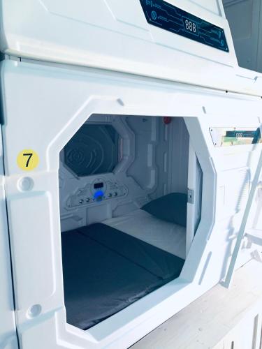 レギャンにあるCapsule Inn Baliのギャラリーの写真