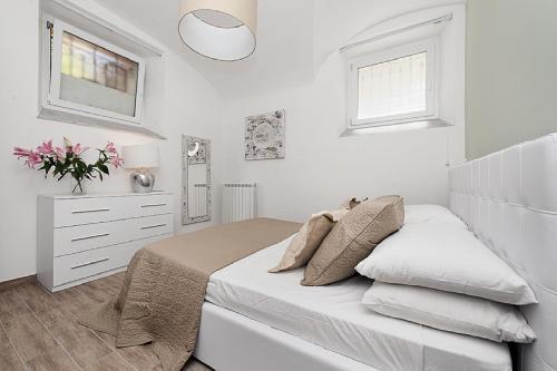 BMGA l Mon Amour San Giovanni Apartment