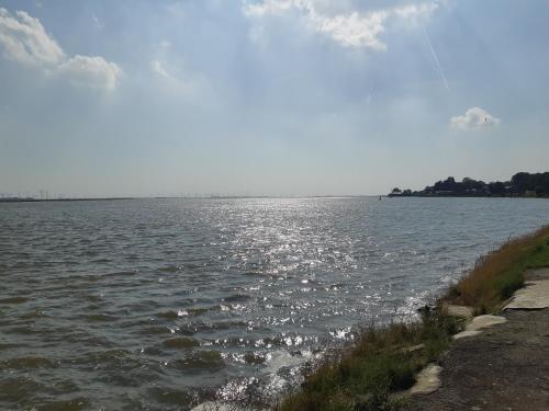 a view of a large body of water at Nordlichthuus in Tönning