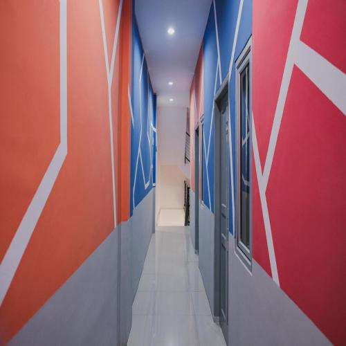 Φωτογραφία από το άλμπουμ του RedDoorz @ Jalan Sukabangun 2 Palembang σε Παλεμπάνγκ