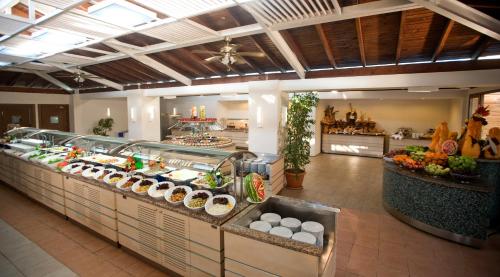 Mad på resortet eller i nærheden