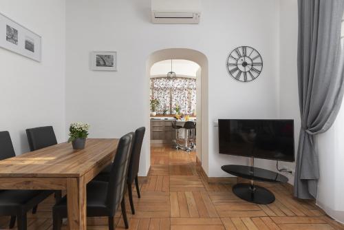 Take You Rome - Vatican Apartment