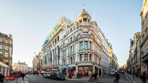 Gallery image of Zedwell Piccadilly Circus in London