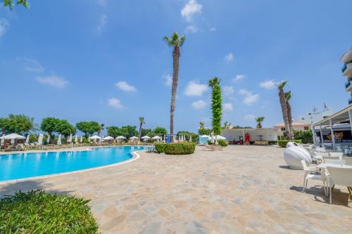 The swimming pool at or close to Artemis Hotel Apartments