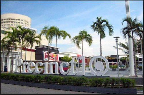 a large sign for a shopping center with palm trees at Landmark By Katana 4BR Romantic Seaview Homestay Gurney无敌海景四房套房 in Tanjong Tokong