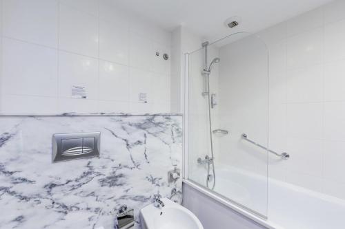 Holiday Inn Express Lisbon Airport by IHG