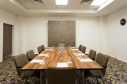 Konferenční prostory v ubytování Holiday Inn Express Harlow by IHG