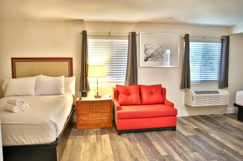 Posezení v ubytování Travelodge by Wyndham Crescent City