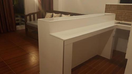 Photo de la galerie de l'établissement Marnin's Place, à Boracay
