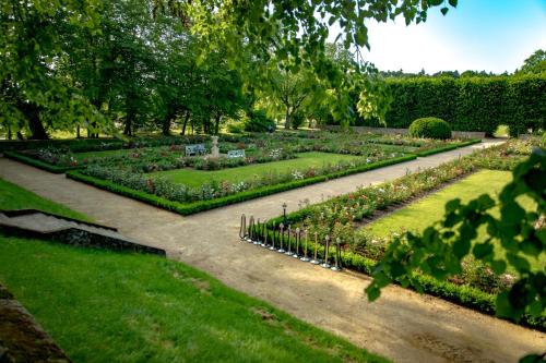 Taman di luar Hotel & Spa Pałac Mała Wieś