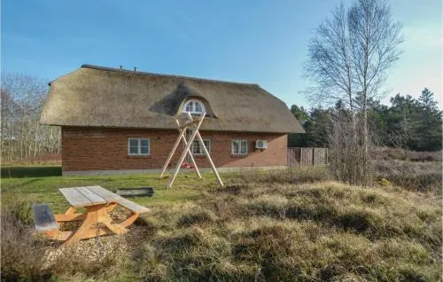Holiday home Thadesvej Rømø X picture