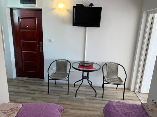 Televisyen dan/atau pusat hiburan di Saša Apartments