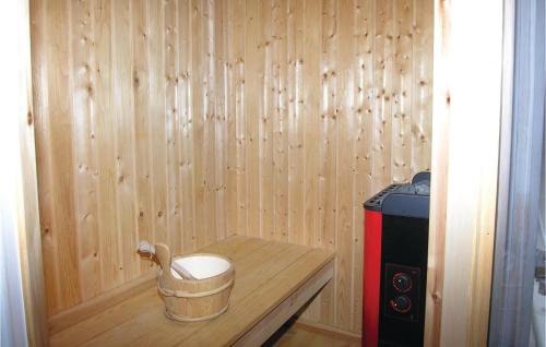  Holiday home Annavej Grenaa I -  Room  picture :    Tea/Coffee maker    Shower    TV                            