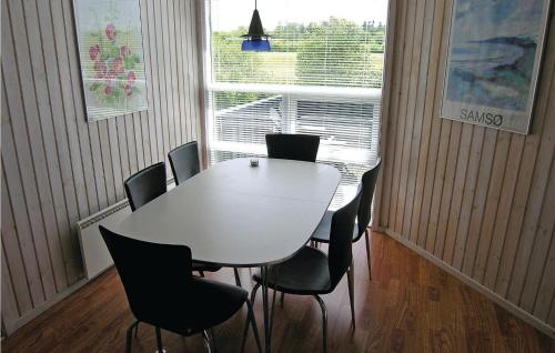  Holiday home Annavej Grenaa I -  Room  picture :   Tea/Coffee maker    Shower    TV                           