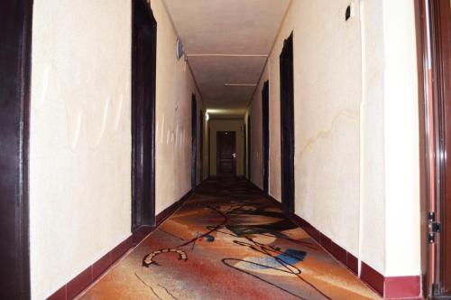 スチャヴァにあるHotel Orizont Suceavaのギャラリーの写真