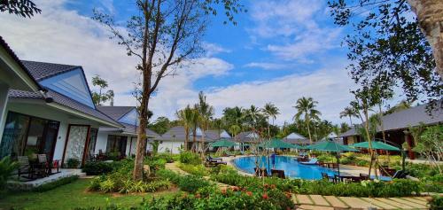 
Hồ bơi trong/gần Kingo Retreat Resort
