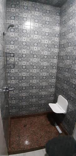Bilik mandi di Appartement Agadir