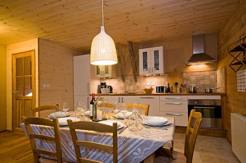 Gallery image of Chalet Le Villarais in Villard-Reculas