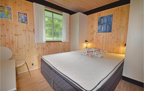 Säng eller sängar i ett rum på 3 Bedroom Nice Home In Nakskov