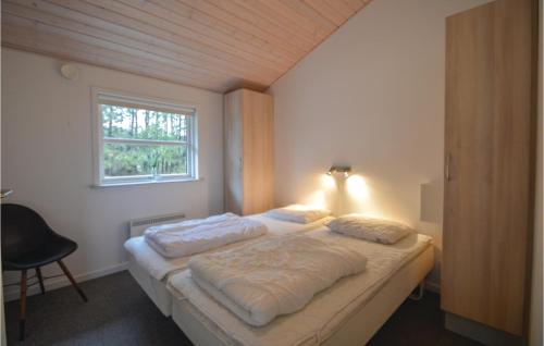 Легло или легла в стая в Beautiful Home In Rm With Wifi