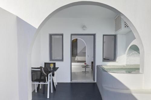 Gambar di galeri bagi Oia Suites di Oia